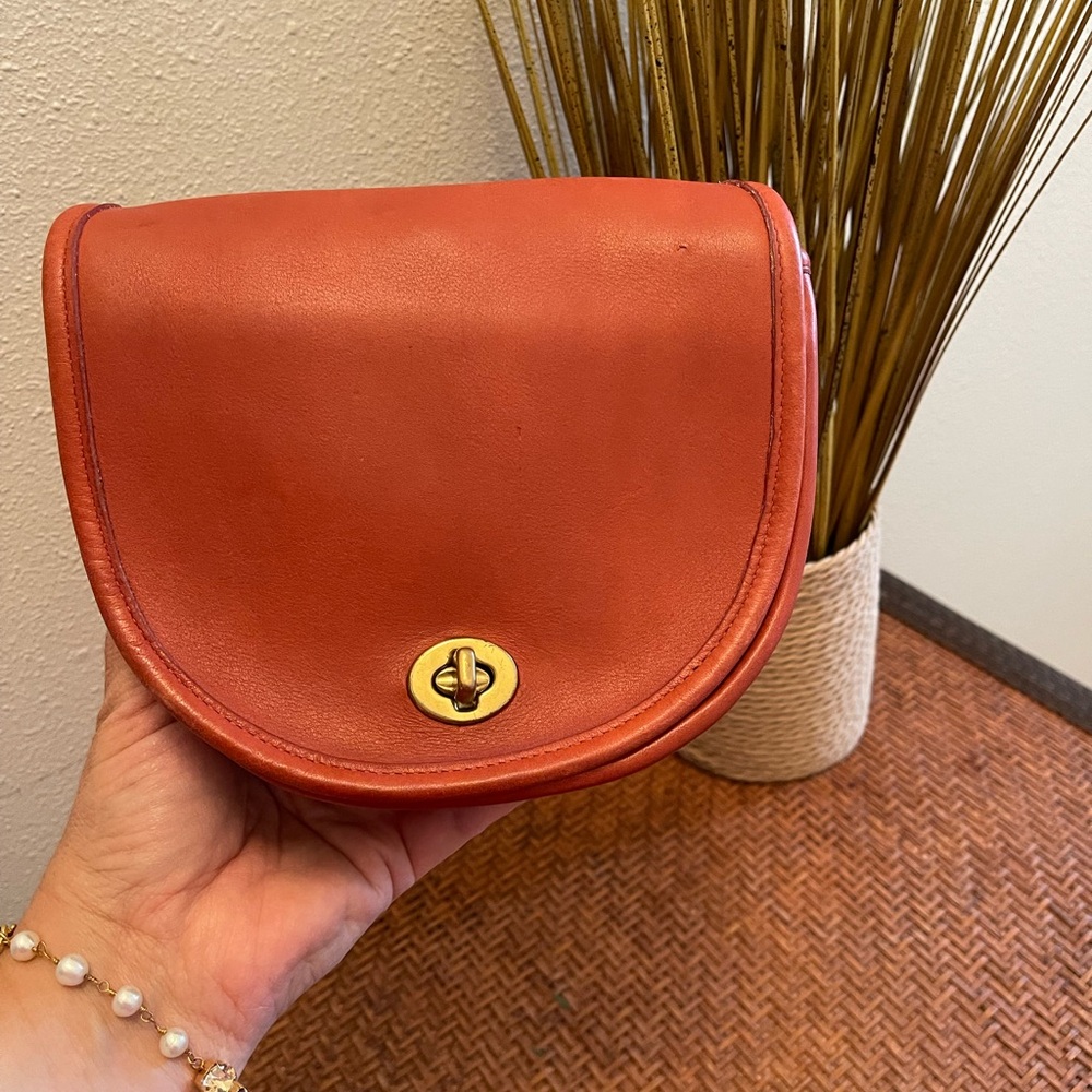 Vintage Coach 9825 Mini Bag in Red🧱